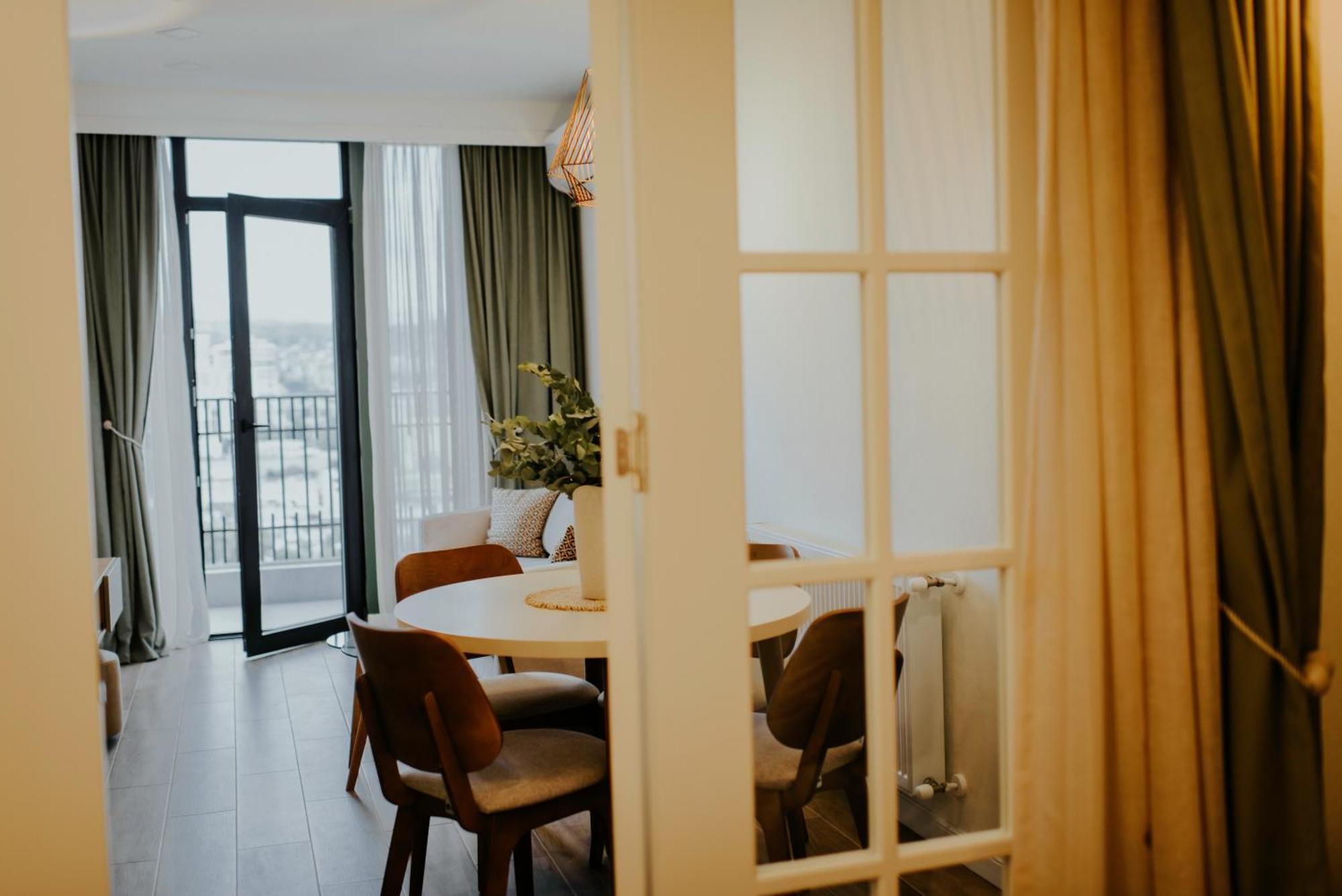 Skyline Luxury Suites Tbilisi Eksteriør bilde