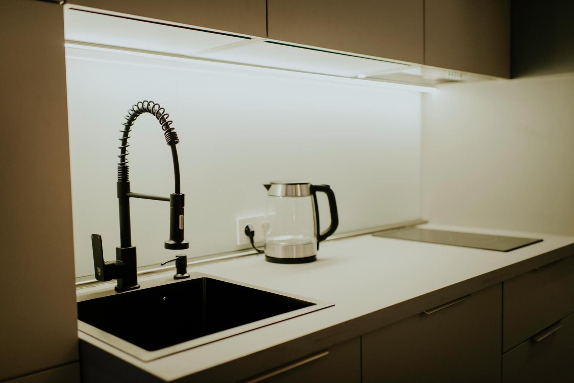 Skyline Luxury Suites Tbilisi Eksteriør bilde