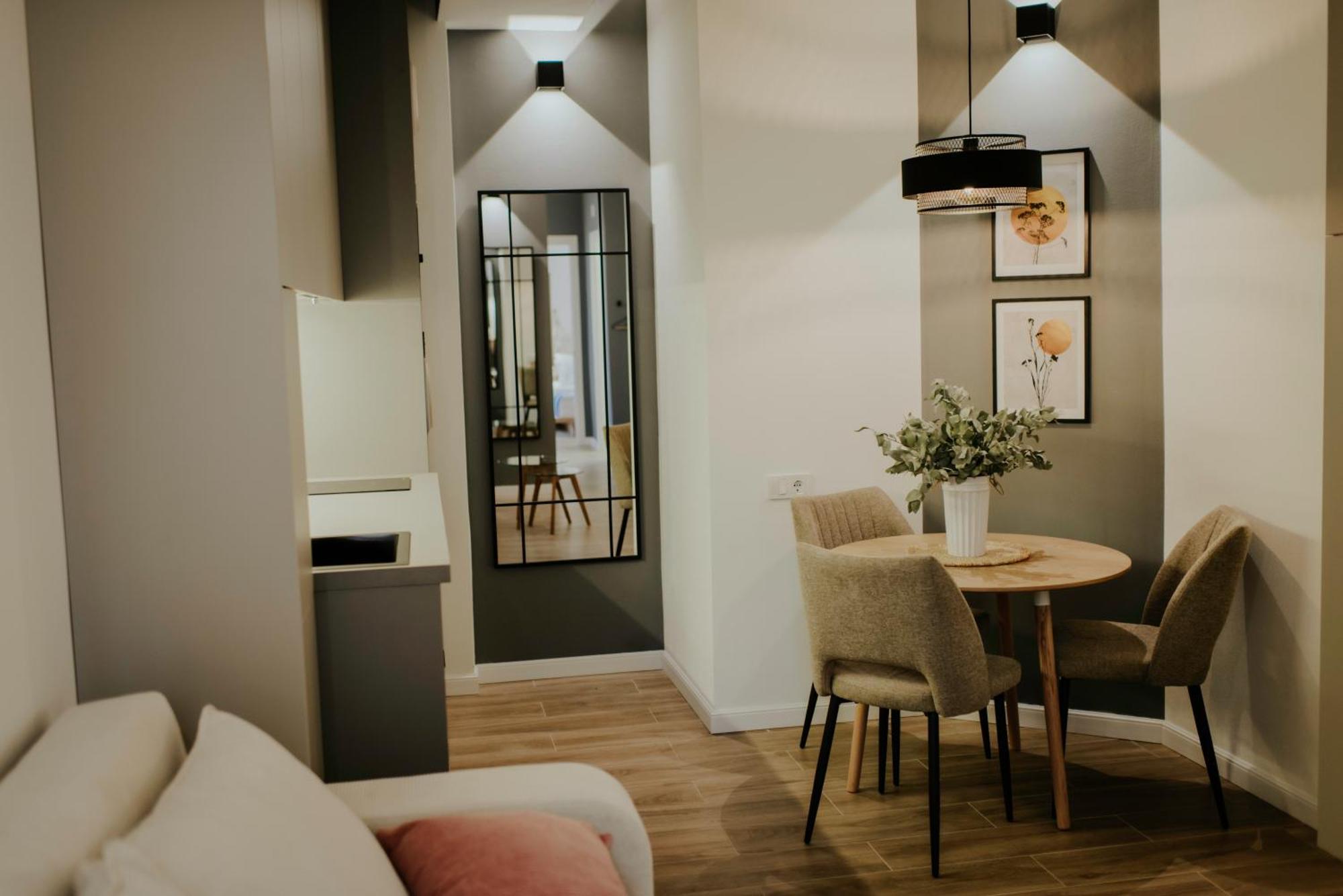 Skyline Luxury Suites Tbilisi Eksteriør bilde